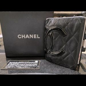CHANEL Compact Bifold Cambon Leather wallet